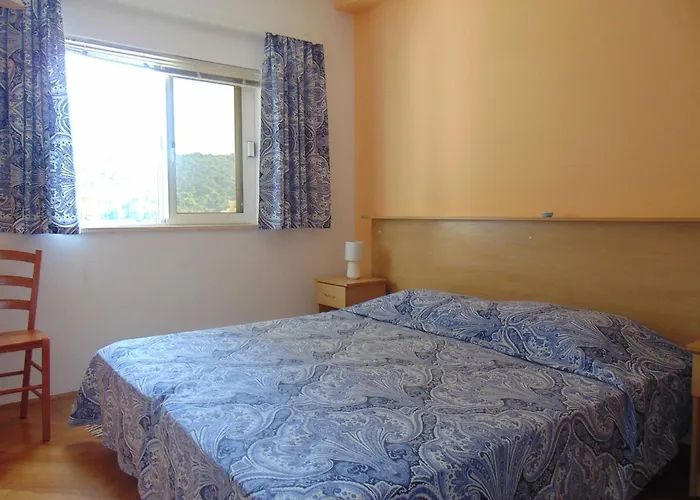 Elelu - One-bedroom With Terrace Appartement *