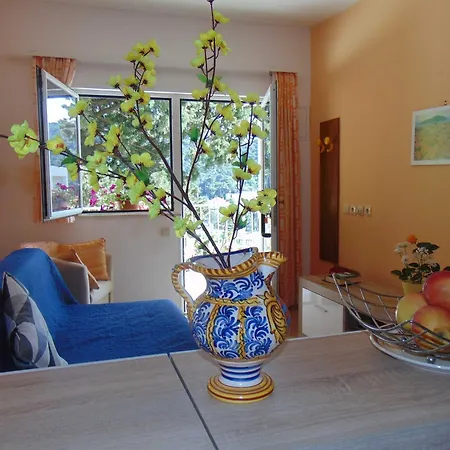 Elelu - One-bedroom With Terrace Apartmán Dubrovník