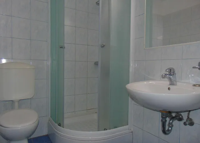 Elelu - One-bedroom With Terrace *