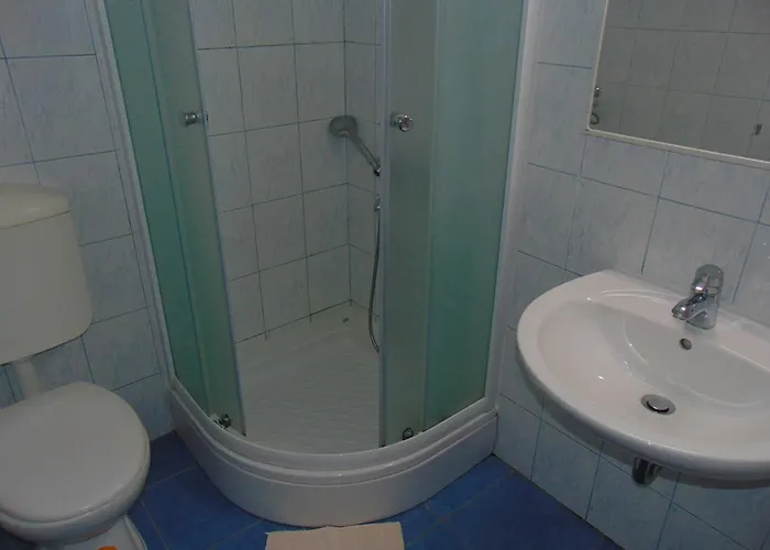 Elelu - One-bedroom With Terrace *